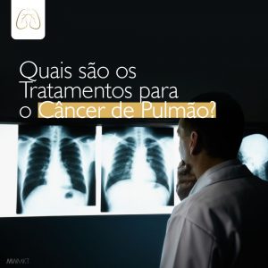 Imagem de dois médicos examinando um raio-X do tórax.